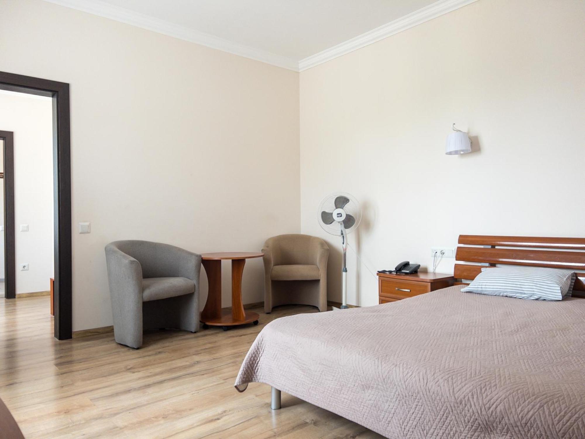 Hotel Орк "Блісс" Rivne Zewnętrze zdjęcie