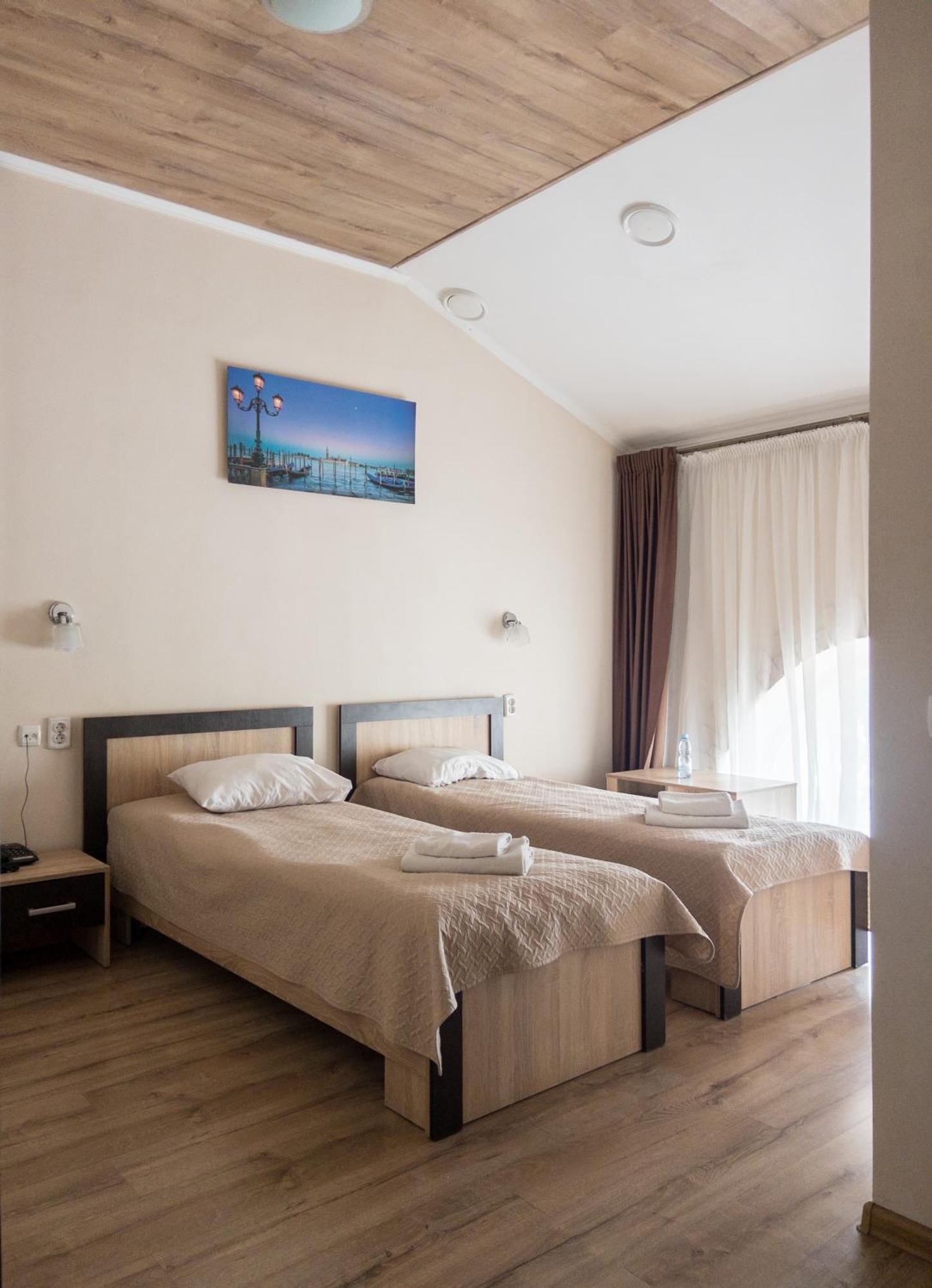 Hotel Орк "Блісс" Rivne Zewnętrze zdjęcie